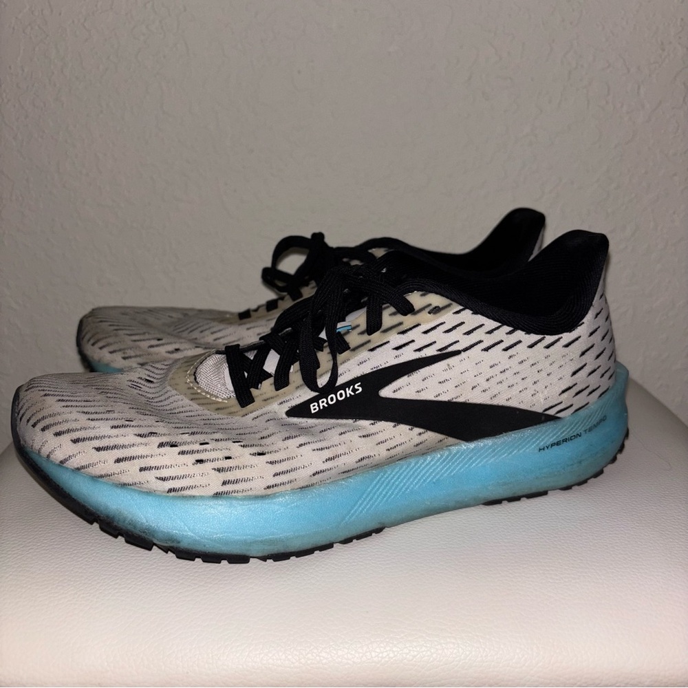 Brooks Hyperion Tempo